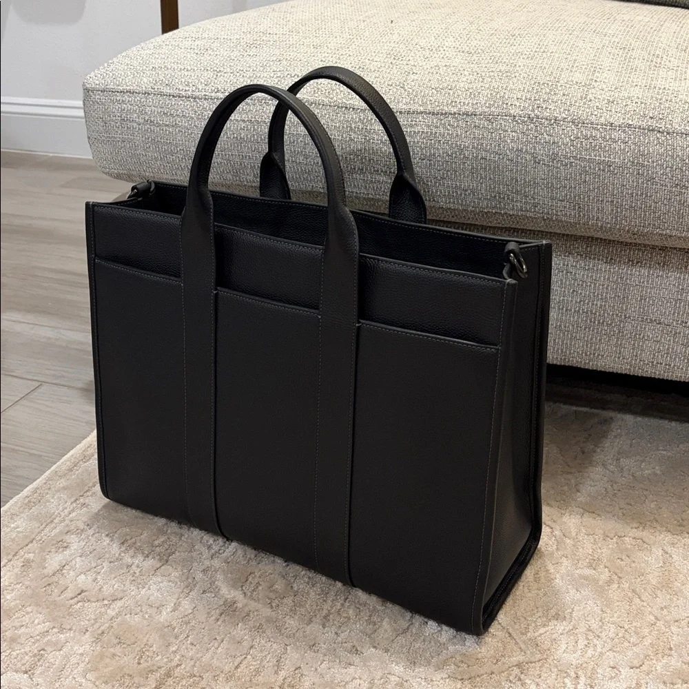 Coach Black Pebbled Leather Structured Tote / Work Bag - 2025, luxury collection - Picture 6 of 11